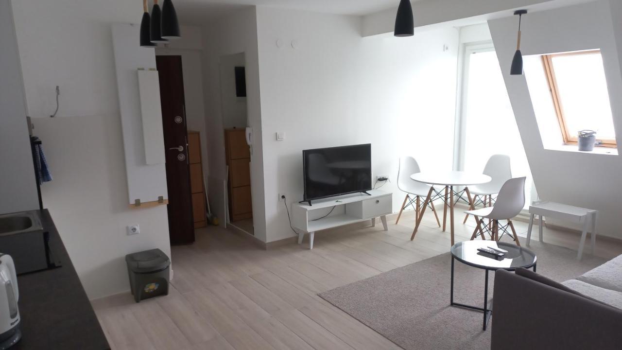 Sunny Apartment Skopie Exterior foto