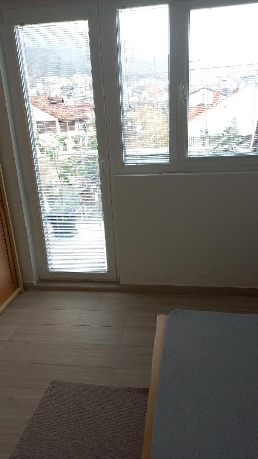 Sunny Apartment Skopie Exterior foto